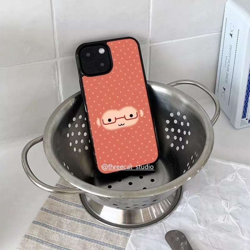 赤いメガネをかけた猿の顔と水玉模様のiPhoneケース iP - Phone Accessories Red のレビューと価格