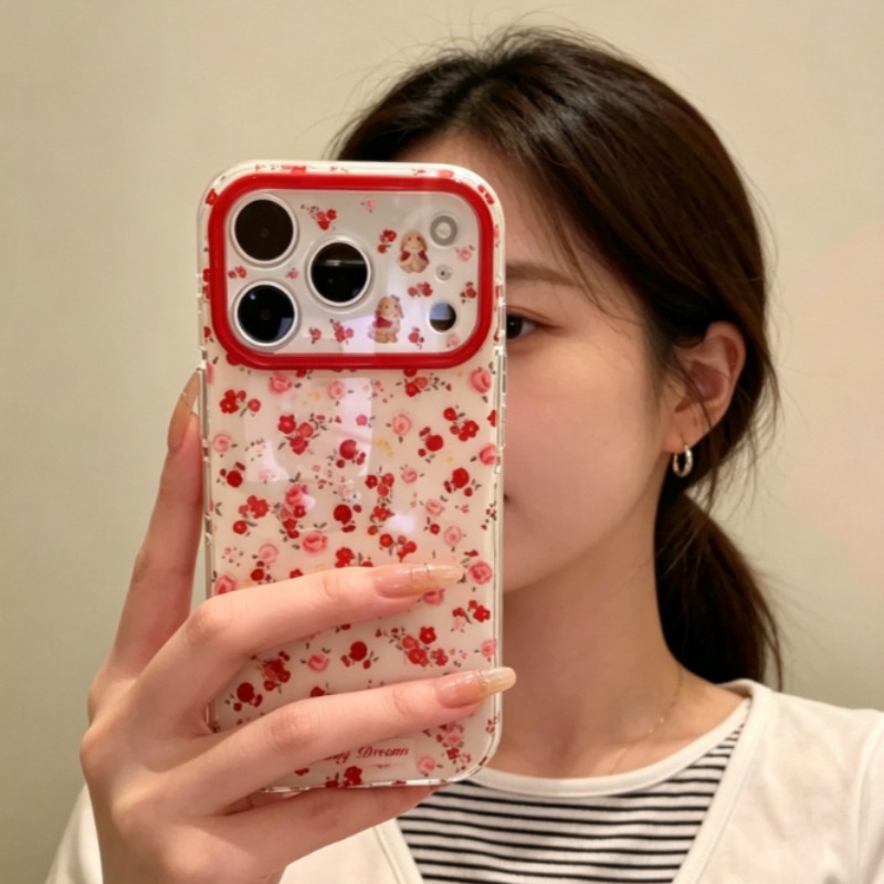 可愛らしい漫画風の赤い花柄のiPhoneケース（iPhone - Phone Accessories Red のレビューと価格